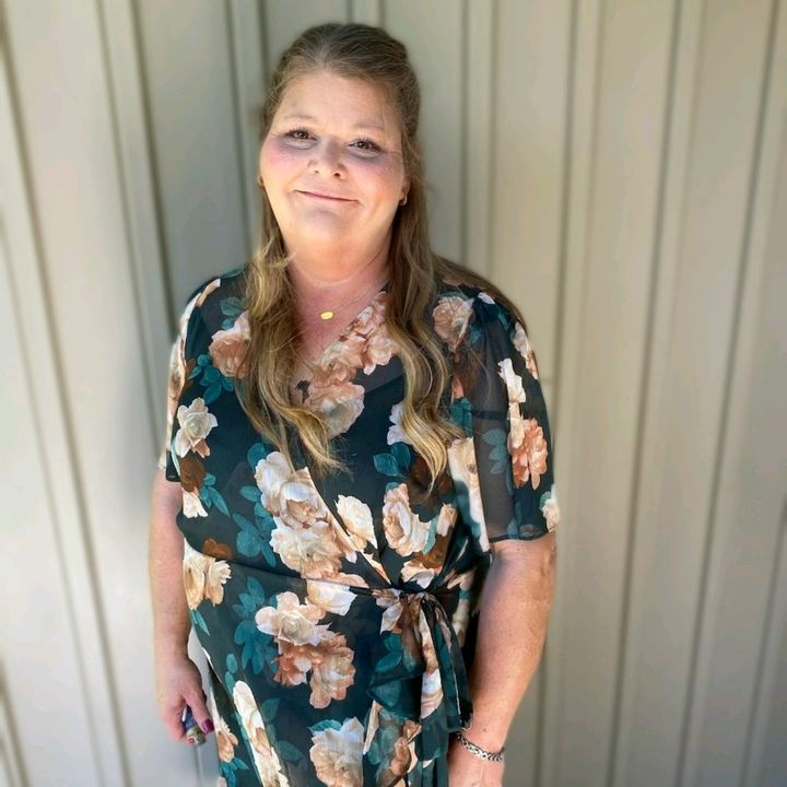 Profile Picture of Tearnhardt73 (@tamaraearnhardt88) on Tiktok
