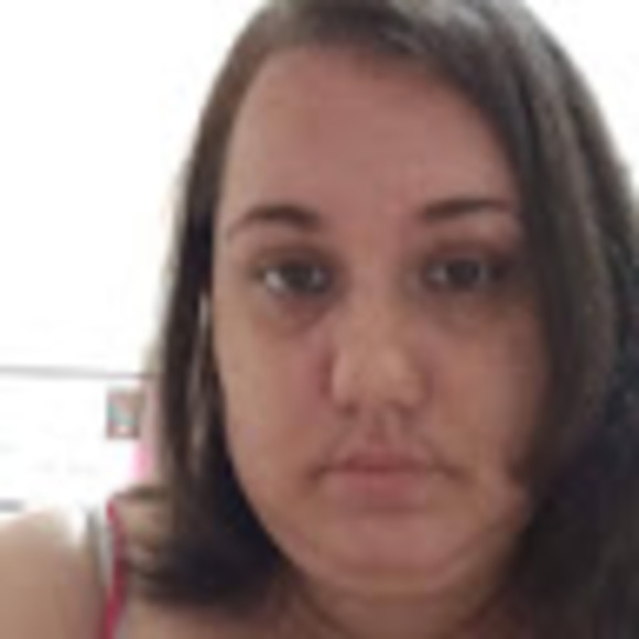 Profile Picture of Kellie Twombly (@kellie_twombly) on Poshmark