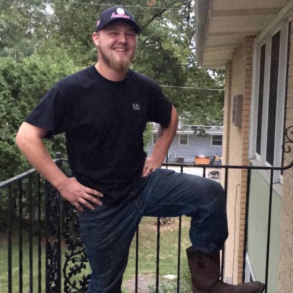 Profile Picture of Jason Gaudynski (@reeltreextra) on Poshmark