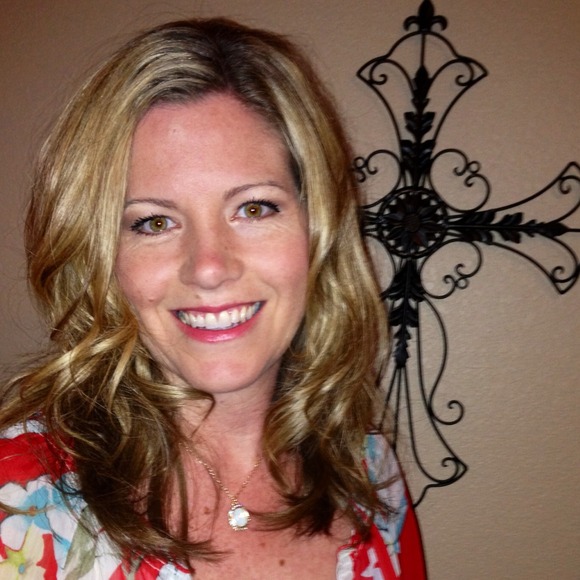 Profile Picture of Monica Strader (@callyroots) on Poshmark