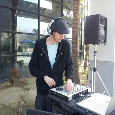 Profile Picture of Tony Parson (@agoraphobia89) on Twitter