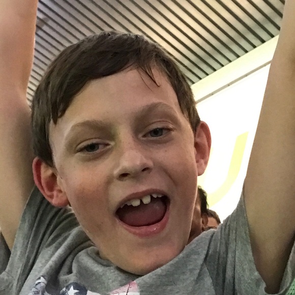 Frances Asbacher - Poshmark Profile Picture of Frances Asbacher (@preemiemom09) on Poshmark