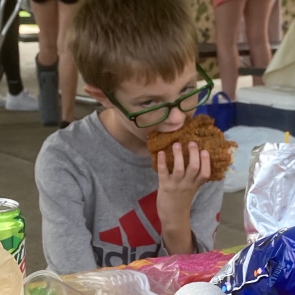 Profile Picture of Pat Bohn (@pat_bohn) on Poshmark