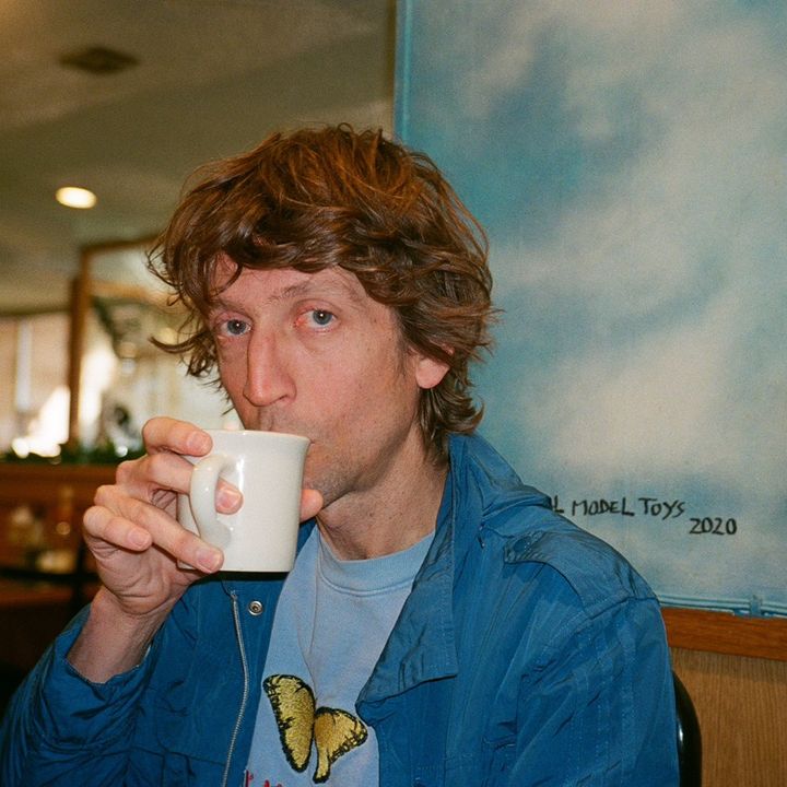 Profile Picture of Luke Sweeney (@calmposeur) on Tiktok