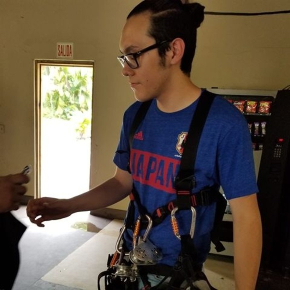 Profile Picture of Zack Arakawa (@zack_arakawa) on Poshmark