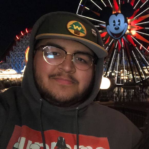 Ruben Suarez - Poshmark Profile Picture of Ruben Suarez (@rubenthetank) on Poshmark