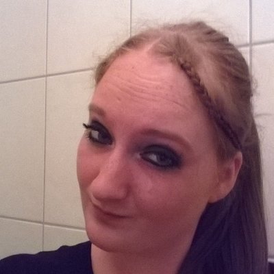 Profile Picture of Lea Antonia Szabo (@lea_reinbow) on Twitter