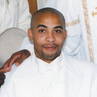 Profile Picture of Julian Vann (@JulianVann4) on Twitter