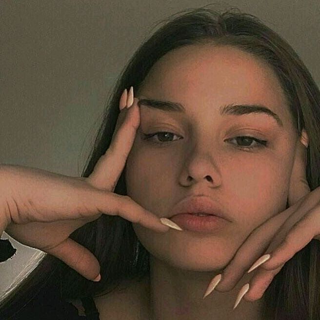Profile Picture of юля коштанова (@@julia_chestnut) on Tiktok