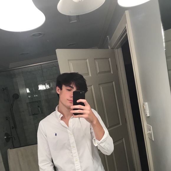 Profile Picture of Tyler Mcclain (@tgliggy69) on Poshmark