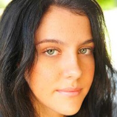 Profile Picture of Olivia Bender (@lividivi1997) on Twitter