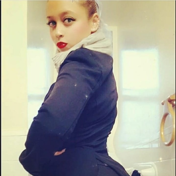 Profile Picture of Jessica Marmolejos (@jessxu) on Poshmark