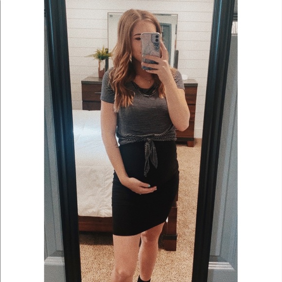 Profile Picture of Kimmaree Oveson (@kimmareeoveson) on Poshmark