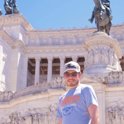 Profile Picture of Josh Searle (@Josh_Searle99) on Twitter