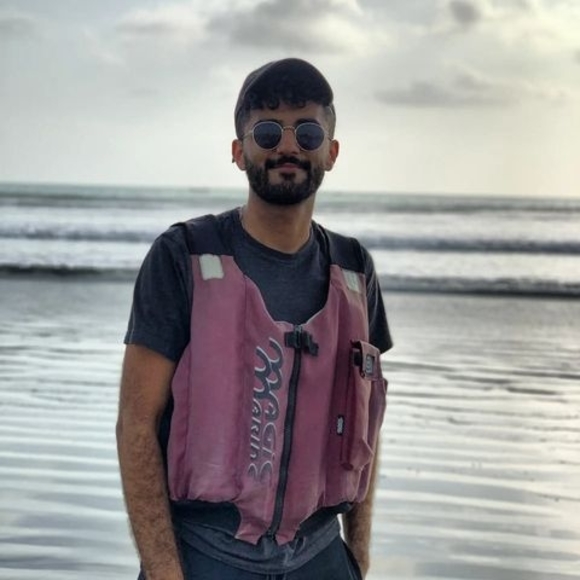 Profile Picture of Abdullah Saif (@abdullah_saif) on Poshmark