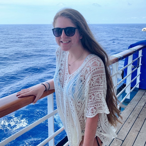 Profile Picture of Katie Casserly (@kookykatiec) on Poshmark