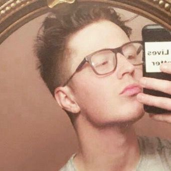Profile Picture of BrentCurry (@theothercurry) on Tiktok