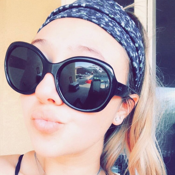 Profile Picture of Kaylynn Alessandri (@k_alessandri) on Poshmark