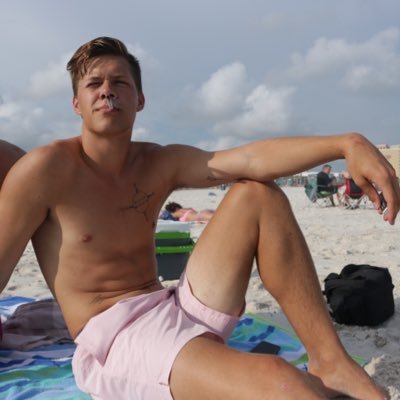 Profile Picture of Hunter Quinn (@whoisquinn) on Twitter