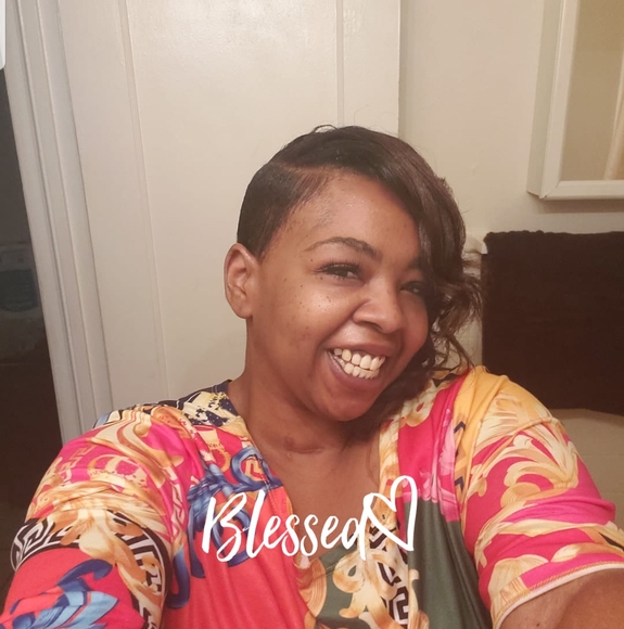 Profile Picture of Tabitha Pollock (@tabpoll) on Poshmark