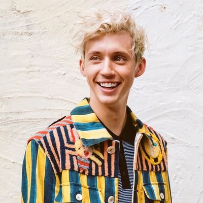Profile Picture of  ⛈𝔸𝕝𝕖𝕩 ℕ𝕠𝕧𝕠𝕒 ⛈ ♂️ ♂️ #RainOnMe (@AlexNov5919398) on Twitter