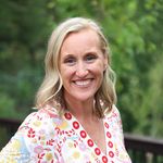 Profile Picture of Betsy Keller (@betsysbestbets) on Instagram