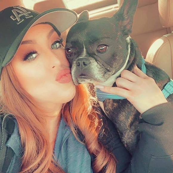 Profile Picture of Amber Ziegler (@kyera1126) on Poshmark