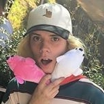 Profile Picture of i don't wanna be alone tonight (@luciafifix) on Instagram
