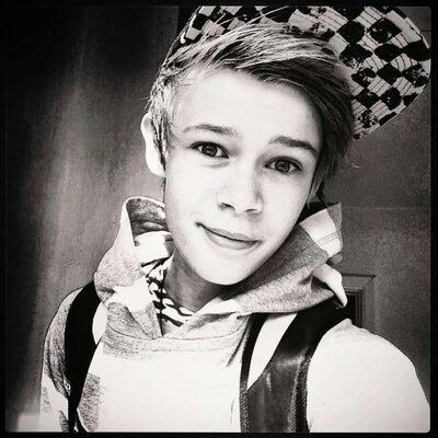 Profile Picture of Benjamin Lasnier (@Magda5678) on Twitter