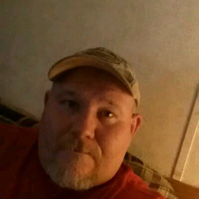 Profile Picture of Calvin Cochran Jr. (@calvincochran18) on Twitter