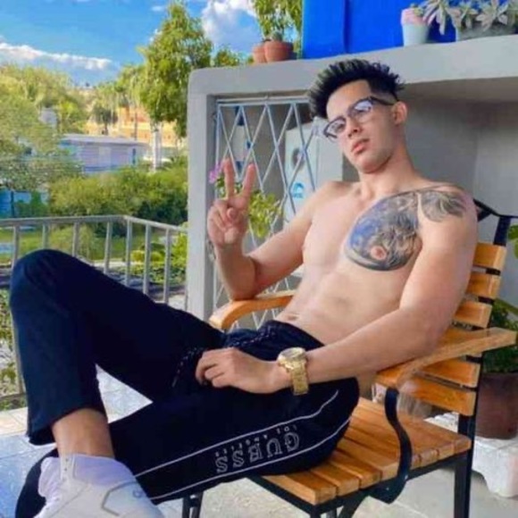 Profile Picture of Randy de jesús Bernal arias (@randybernal01) on Poshmark