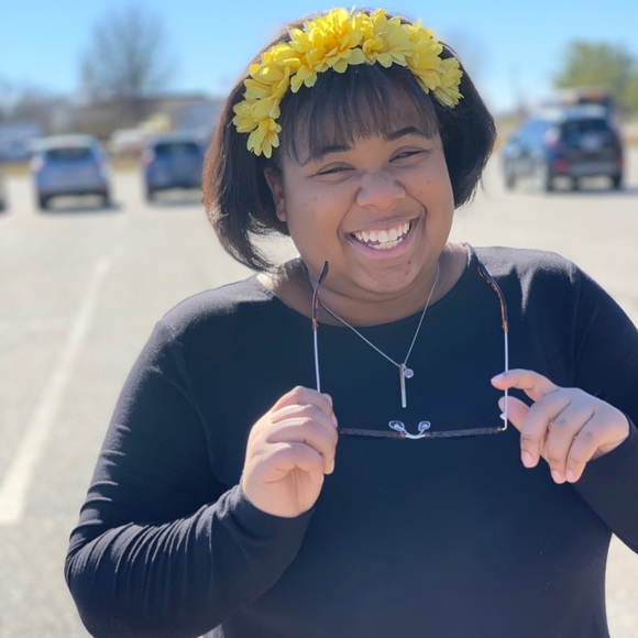 Profile Picture of Kyler Winston (@meplussized) on Poshmark