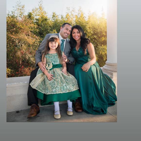 Wendy Amatore - Poshmark Profile Picture of Wendy Amatore (@ramirezwendy04) on Poshmark