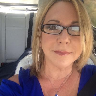 Profile Picture of Kerrie Roberts (@KerrieRoberts5) on Twitter