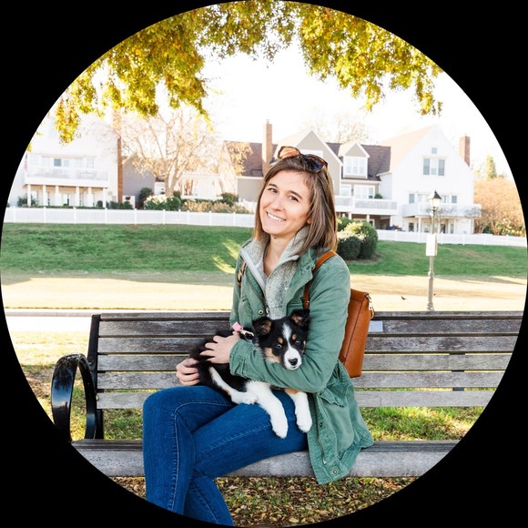Profile Picture of Brooke Gillingham (@gillingbc) on Poshmark