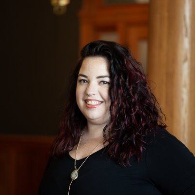 Profile Picture of Jackie Kaelble (@kraykraycatlady) on Twitter