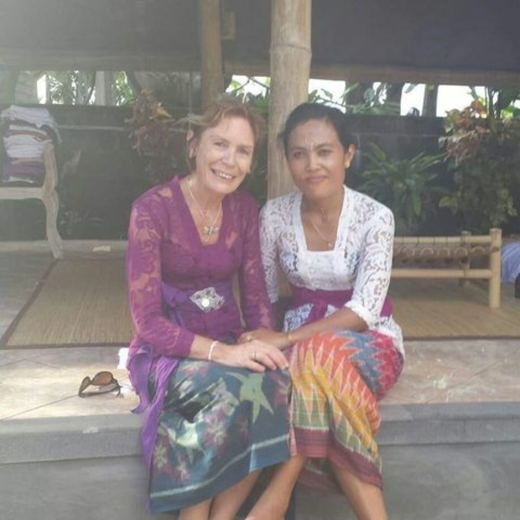 Profile Picture of Sharon Mcparland (@sharonmcparland) on Poshmark