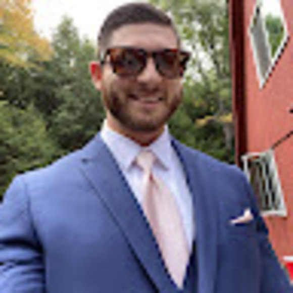 Daniel Nohara - Poshmark Profile Picture of Daniel Nohara (@dknohara) on Poshmark