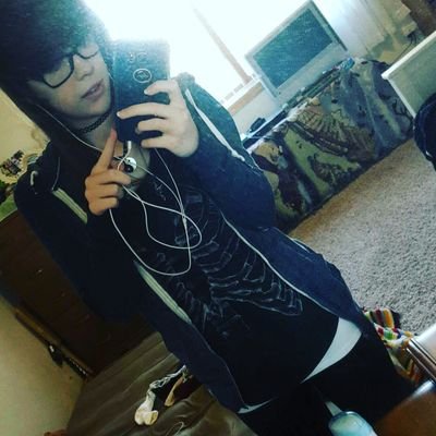 Profile Picture of Angel Scherkenbach (@drifting_love) on Twitter