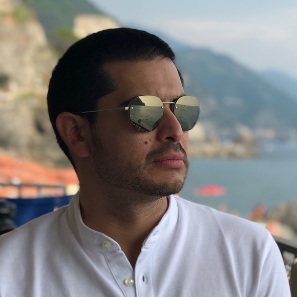 Profile Picture of Ivan Anaya (@ivan_anaya) on Poshmark