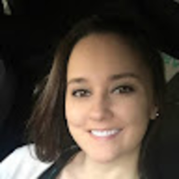 Profile Picture of Michelle Highnote (@mhighnote87) on Poshmark