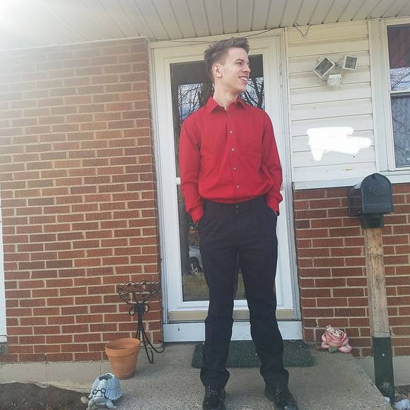 Profile Picture of Joseph Hansen (@josephhansen122) on Poshmark