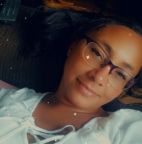 Jennifer Sciaraffa - Poshmark Profile Picture of Jennifer Sciaraffa (@jsciaraffa) on Poshmark