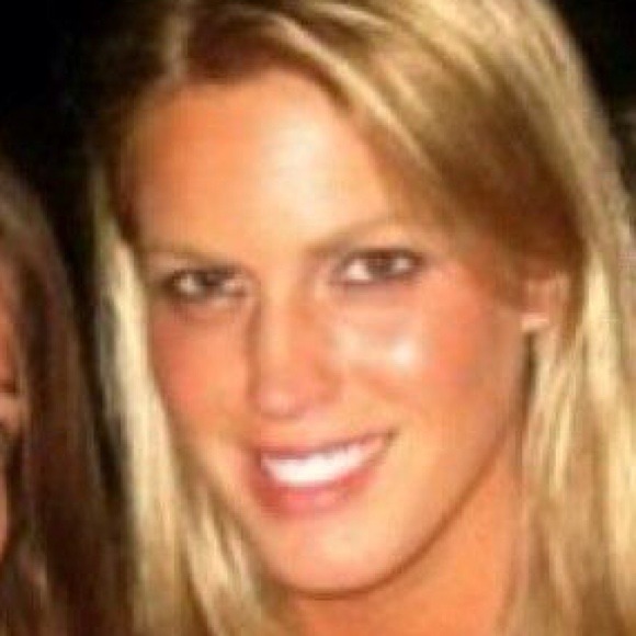 Blythe Bulkin - Poshmark Profile Picture of Blythe Bulkin (@blytheb) on Poshmark