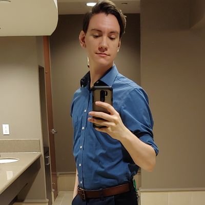 Profile Picture of Andrew Suzanne (@Andrew_Suzanne) on Twitter
