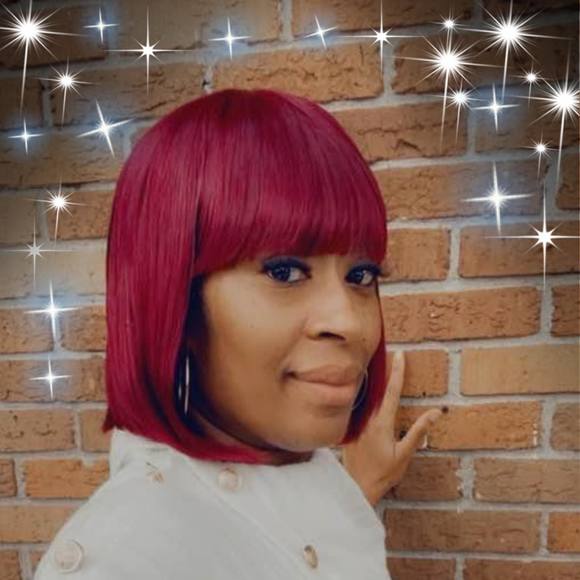 Profile Picture of Cheryl Fickling (@cherylfickling) on Poshmark