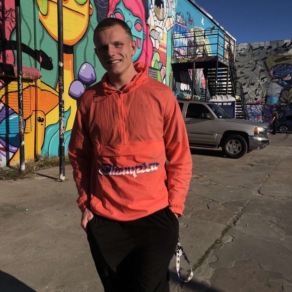 Profile Picture of Charles Webb (@cwebb1669) on Poshmark