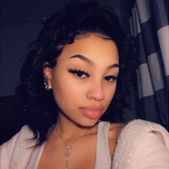 Profile Picture of Jasmine Trinidad (@1229x) on Poshmark