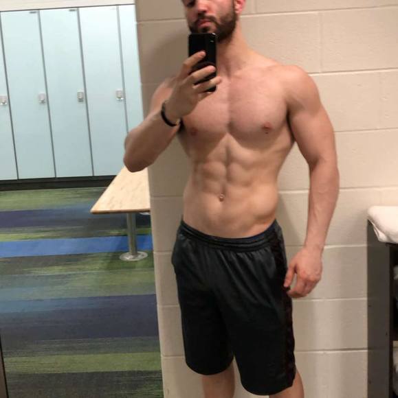 Profile Picture of Frank Aniello (@munchykek32) on Poshmark