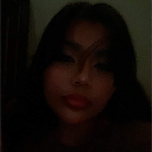 Profile Picture of Itzel Mejia (@itzelmejia624) on Poshmark
